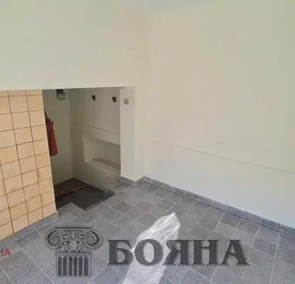 Снимка 2 — Магазин в Русе, Родина 1