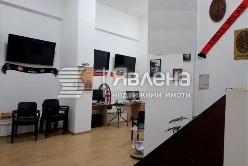 Магазин в Благоев, Широк център