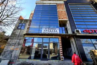 Магазин в Плевен, Широк център