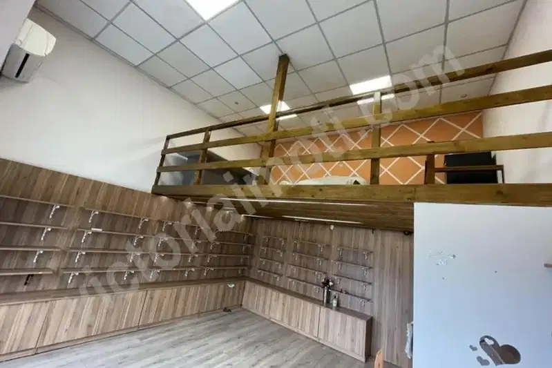Shop in Veliko Tyrnovo, Stara Chast