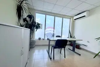 Магазин във Варна, Виница