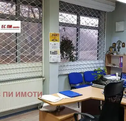 Снимка 2 — Магазин в Русе, Възраждане