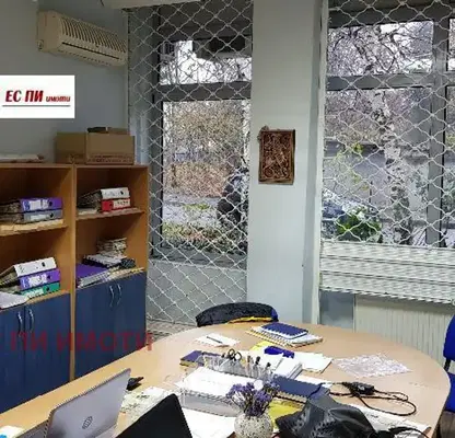 Снимка 4 — Магазин в Русе, Възраждане