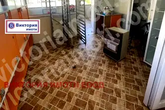 Магазин във Велико Търново, Зона Б