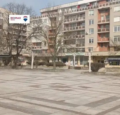 Снимка 3 — Магазин в Добрич, Каварна
