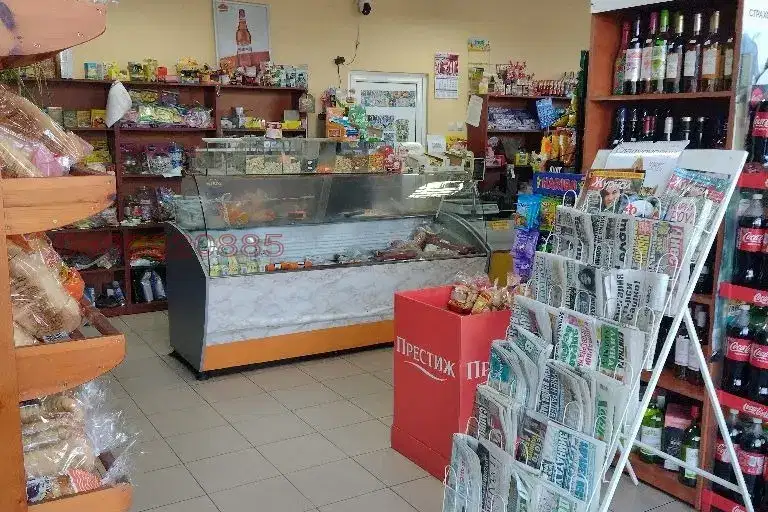 Магазин в Ловеч, Угърчин
