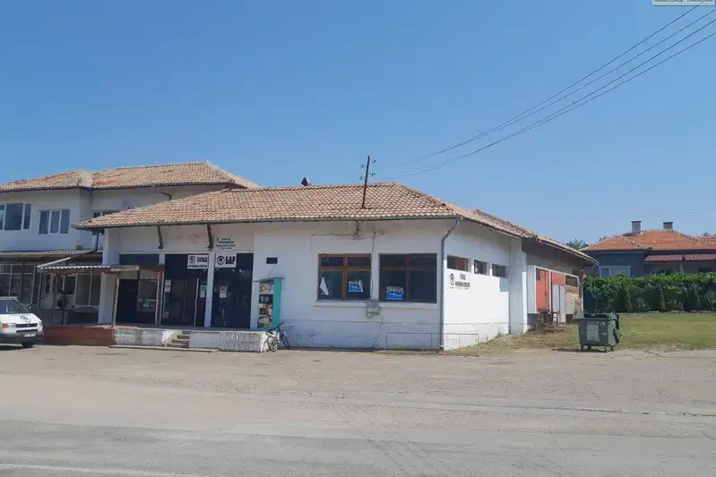 Shop in Oblast Montana, Slivovik