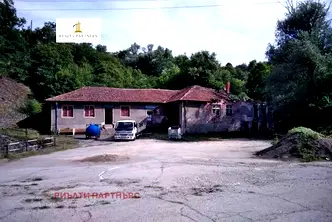 Магазин в Перник, с. Радуй