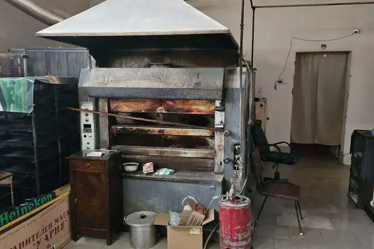 Shop in Pleven, Krushovene