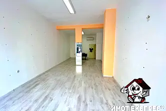Магазин в Пловдив, Асенов