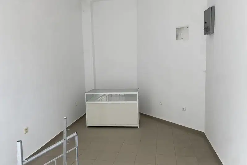 Магазин в Пловдив, Карлово