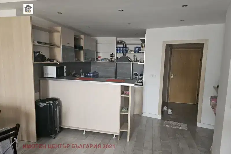5-bedroom apartment in Студентски