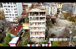 Просторен мезонет с панорамни тераси в Банишора, София