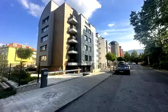 Многостаен апартамент в София, Борово