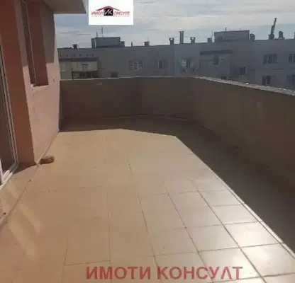Снимка 3 — Многостаен апартамент във Велико Търново, Бузлуджа
