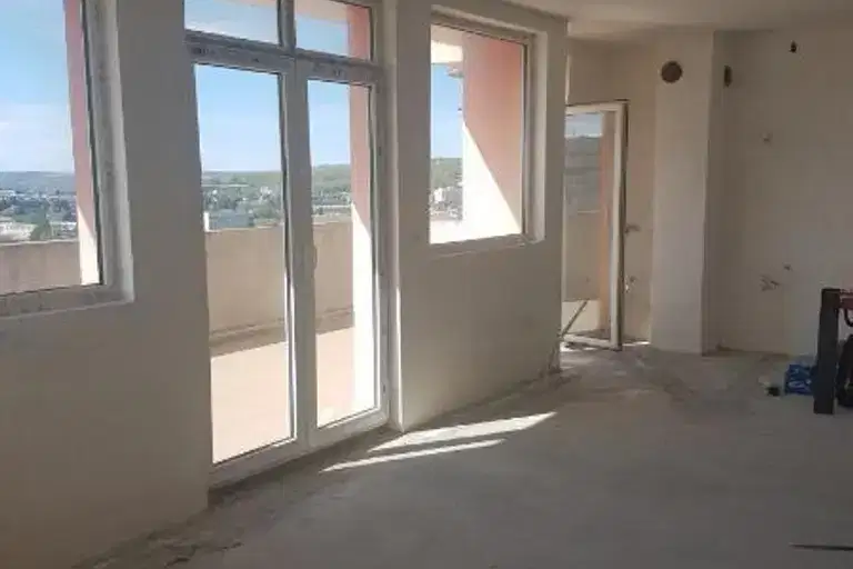 5-bedroom apartment in Veliko Tyrnovo, Buzludja