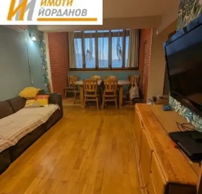Photo 2 — 5-bedroom apartment in Veliko Tyrnovo, Centyr