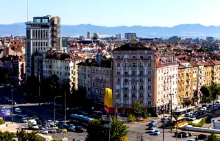 Многостаен апартамент в София, Център