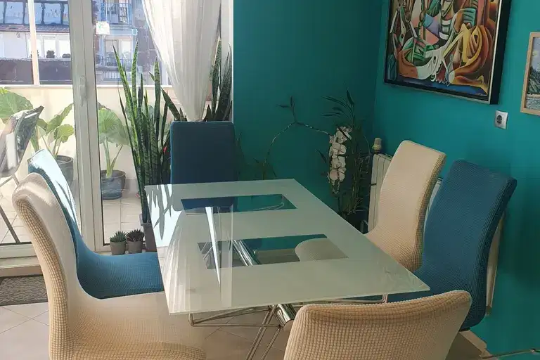 5-bedroom apartment in Sofiya, Centyr