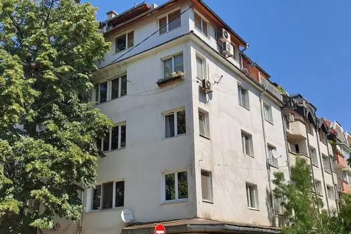 5-bedroom apartment in Sofiya, Centyr