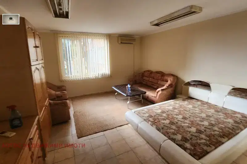 5-bedroom apartment in Veliko Tyrnovo, Centyr