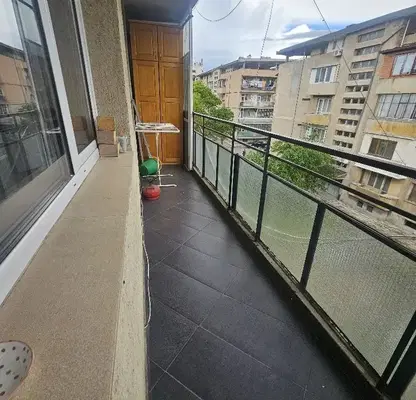 Photo 4 — 5-bedroom apartment in Pernik, Centyr