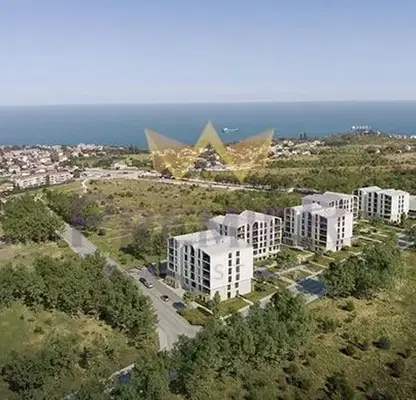 Снимка 2 — Многостаен апартамент във Варна, Галата
