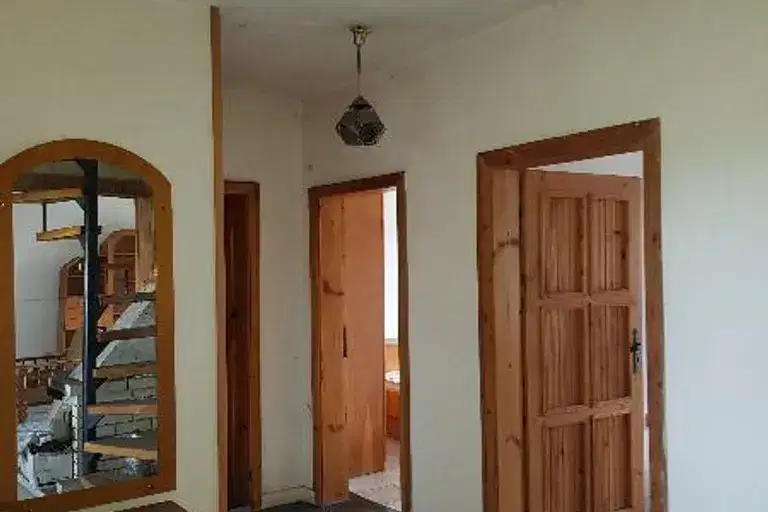 5-bedroom apartment in Lovech, Goznica
