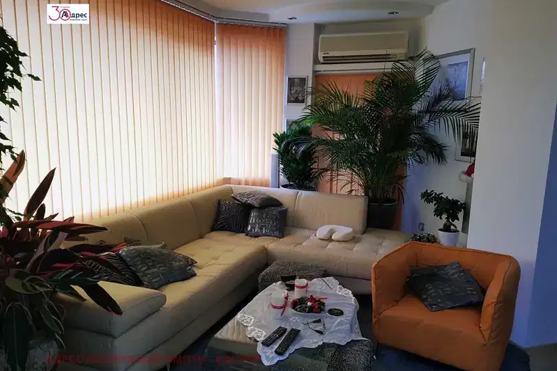 5-bedroom apartment in Pazardjik, Idealen Centyr