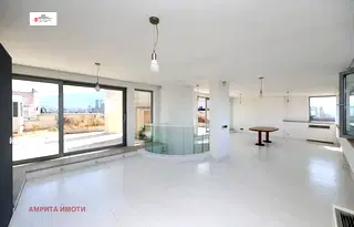 Многостаен апартамент в София, Лозенец