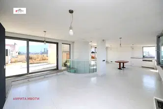 Многостаен апартамент в София, Лозенец