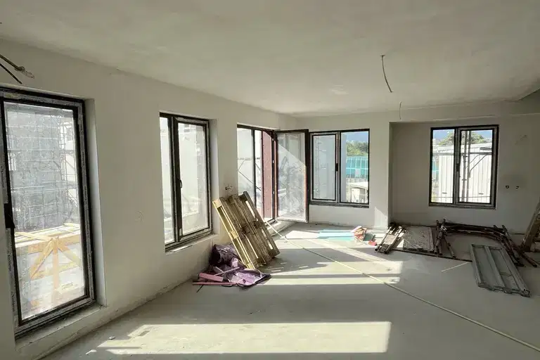 Maisonette in Sofia, Mladost 1