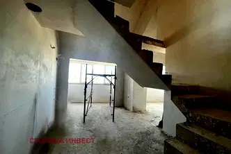 Многостаен апартамент в Русе, Широк център