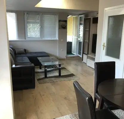 Photo 3 — 5-bedroom apartment in Plovdiv, Sydiiski