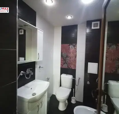 Photo 4 — 5-bedroom apartment in Oblast Blagoevgrad, Razlog