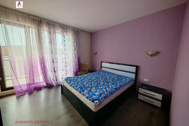 Многостаен апартамент в Бургас, к.к. Слънчев бряг