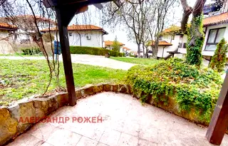 Многостаен апартамент в Бургас, с. Кошарица