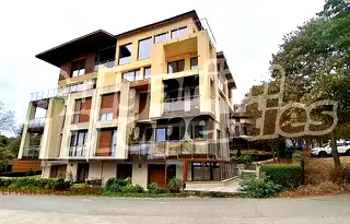 Многостаен апартамент в Бургас, с. Лозенец
