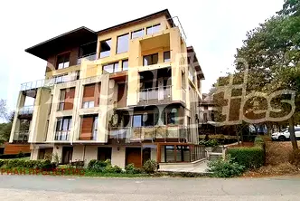 Многостаен апартамент в Бургас, с. Лозенец