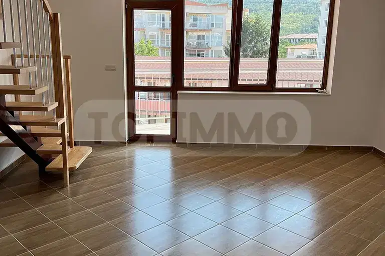 5-bedroom apartment in Oblast Dobrich, Kranevo