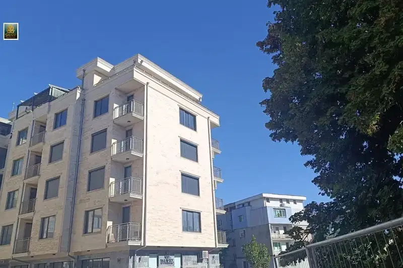 5-bedroom apartment in Oblast Kyrdjali, Момчил