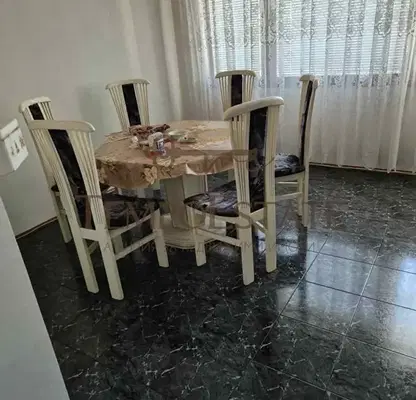 Photo 3 — 5-bedroom apartment in Oblast Pernik, Radomir