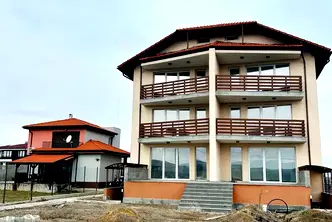 Многостаен апартамент в София, с. Пролеша
