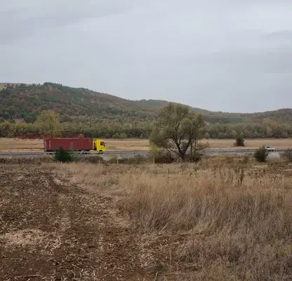 Photo 5 — Agricultural Land in Oblast Kyustendil, Dupnica