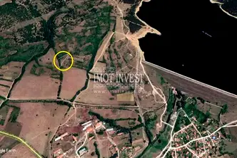 Земеделски имот в Пловдив, с. Домлян
