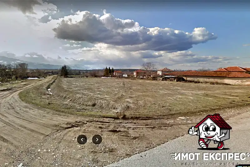 Земеделски имот в Пловдив, с. Златовръх