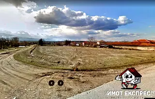 Земеделски имот в Пловдив, с. Златовръх