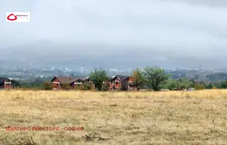Земеделски имот в София, Долна баня