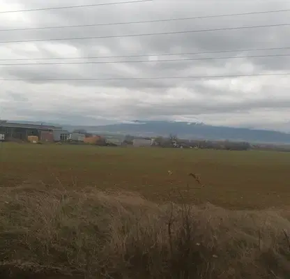 Photo 4 — Agricultural Land in област София, Novi Iskyr