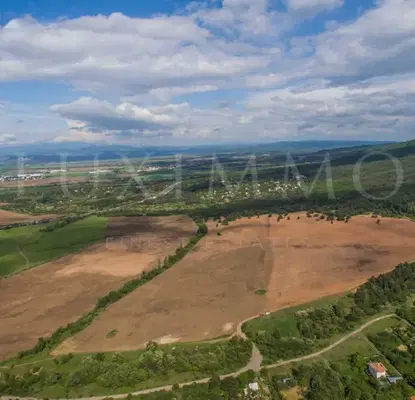 Photo 4 — Agricultural Land in област София, Lozen